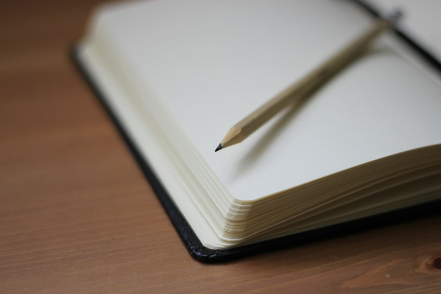 アシスタントの業務委託契約書の作成